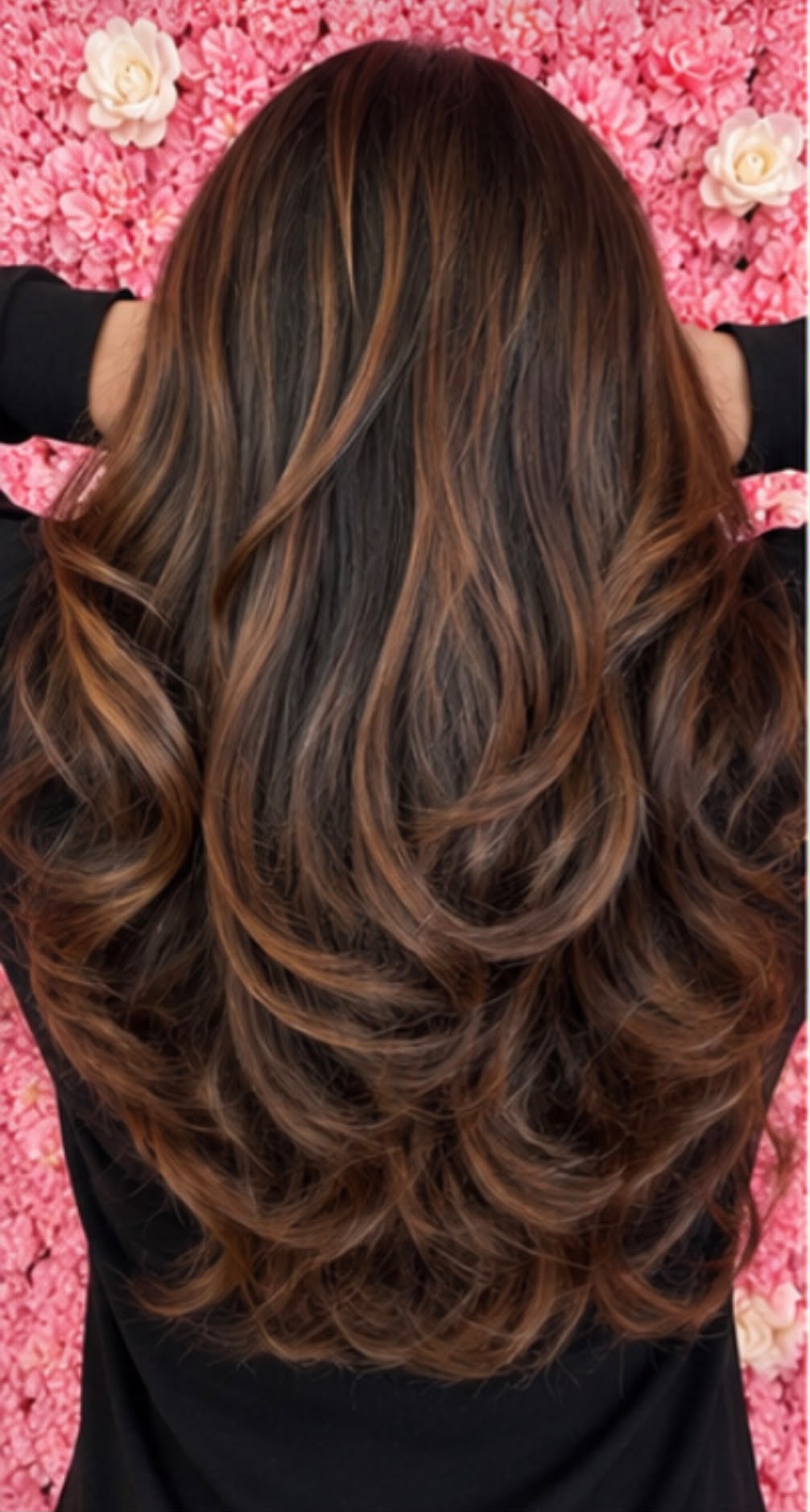 Balayage brun caramel ondulé