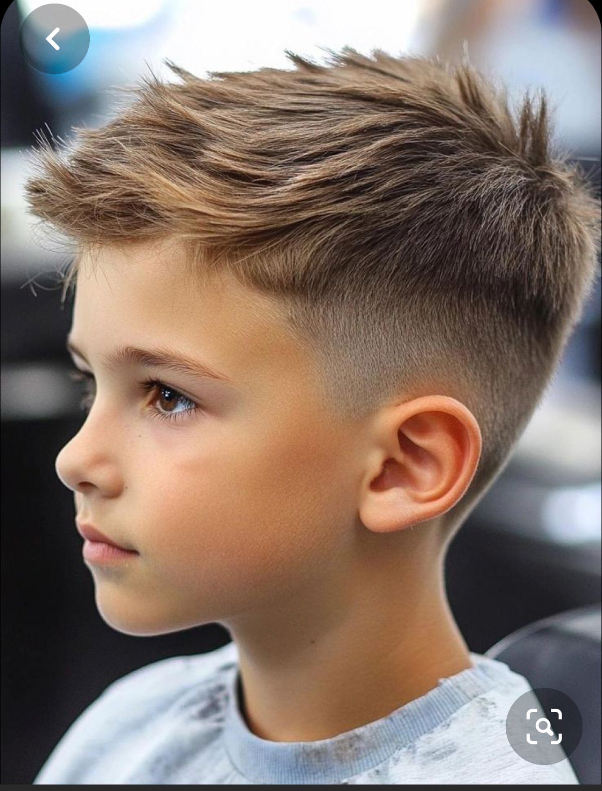 Coupe enfant coiffée en pointes